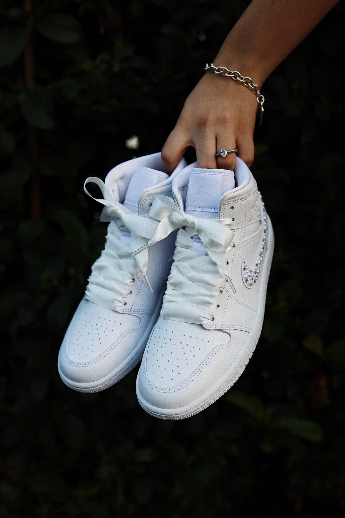 Retro Mid-Top Sneaker Mix